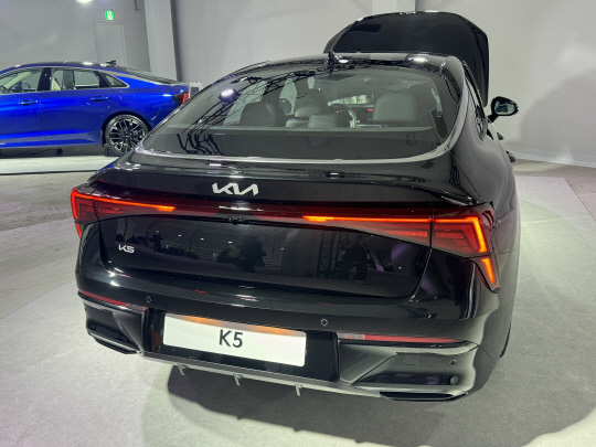 기아 더 뉴 K5.